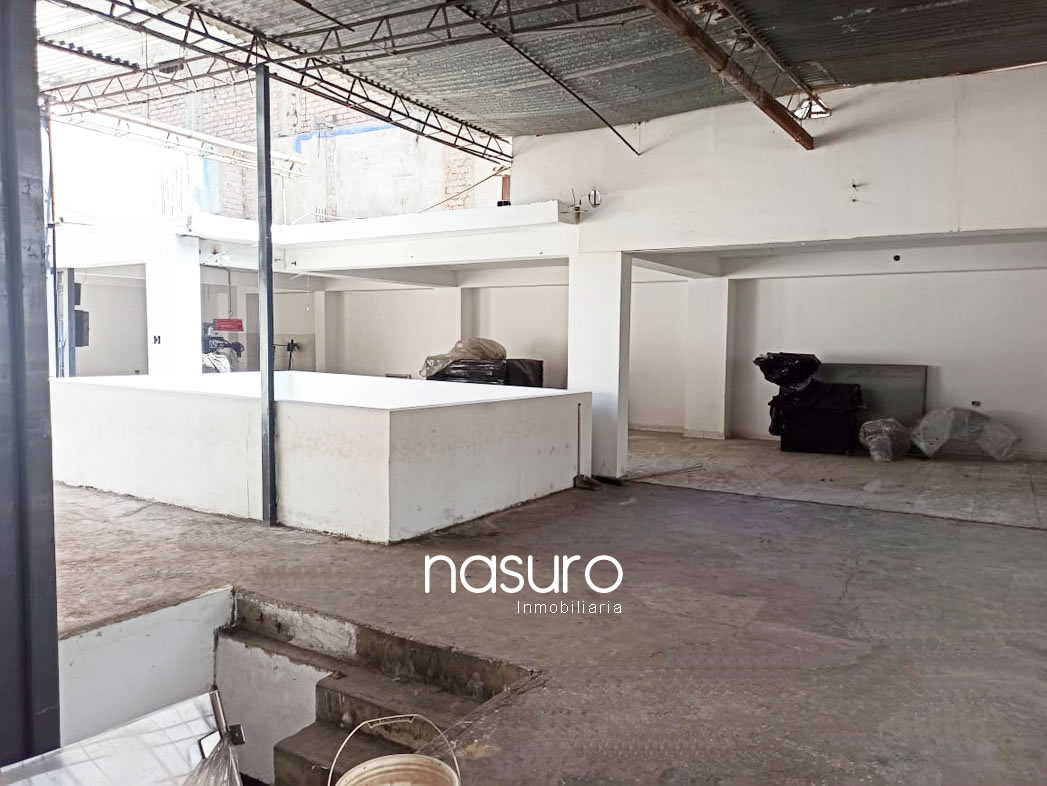 Se vende terreno aires segundo piso muy cerca de Gamarra