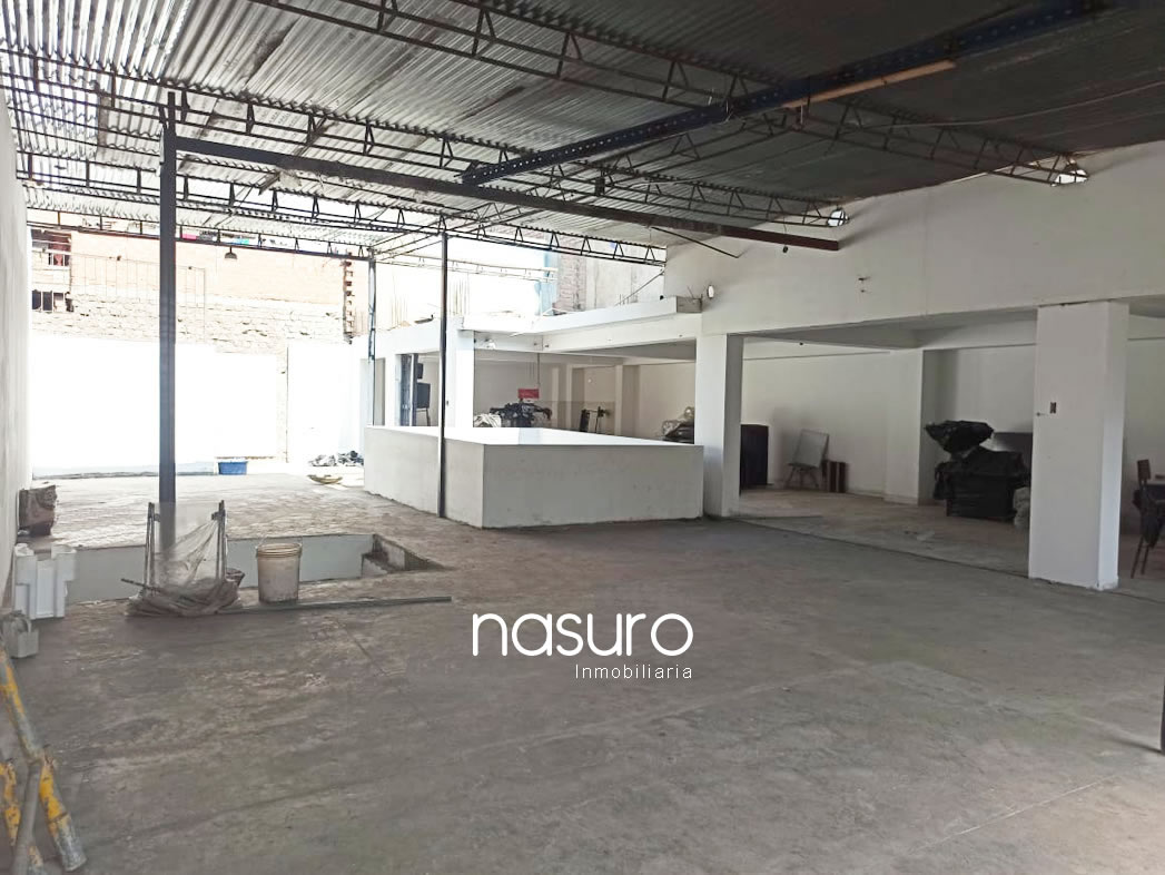 Se vende terreno aires segundo piso muy cerca de Gamarra