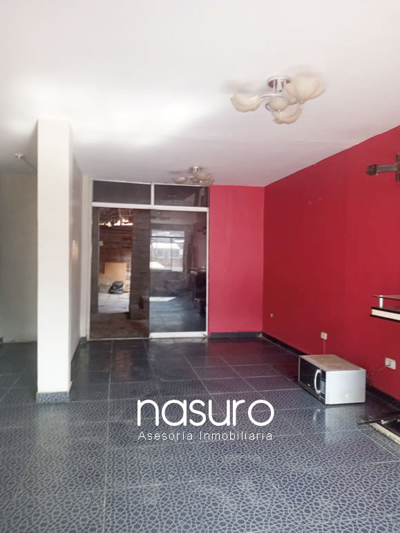 Se vende casa de dos pisos en Mi Perú