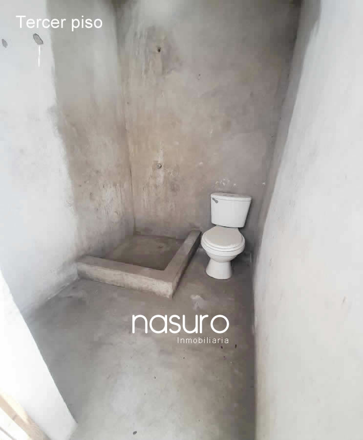 Se vende casa en Jr. Francia, La Victoria