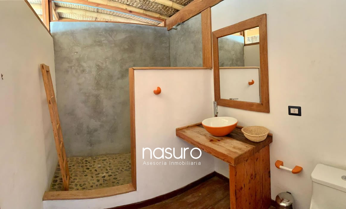 Se vende casa hospedaje en Máncora Piura