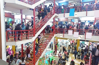 Se vende tienda en Galería El Rey, Gamarra