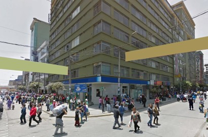 Se vende tienda en el Emporio Comercial de Gamarra