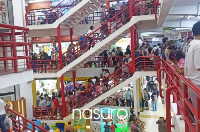 Se vende tienda primer piso en Galería El Rey de Gamarra