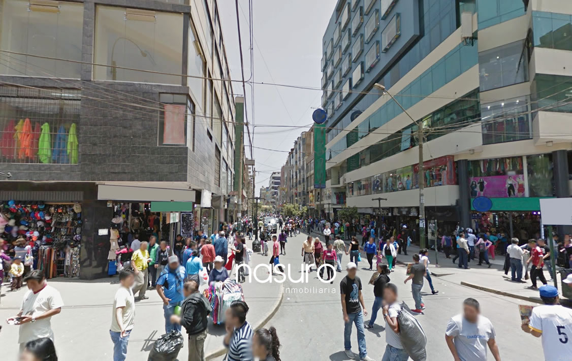 Se vende tienda segundo piso en Galería El Rey de Gamarra