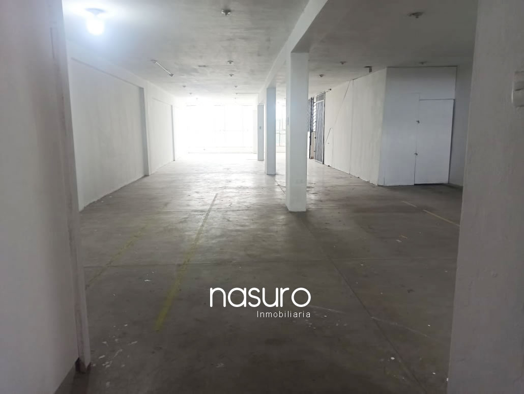 Se alquila local comercial en el Parque Industrial Villa El Salvador