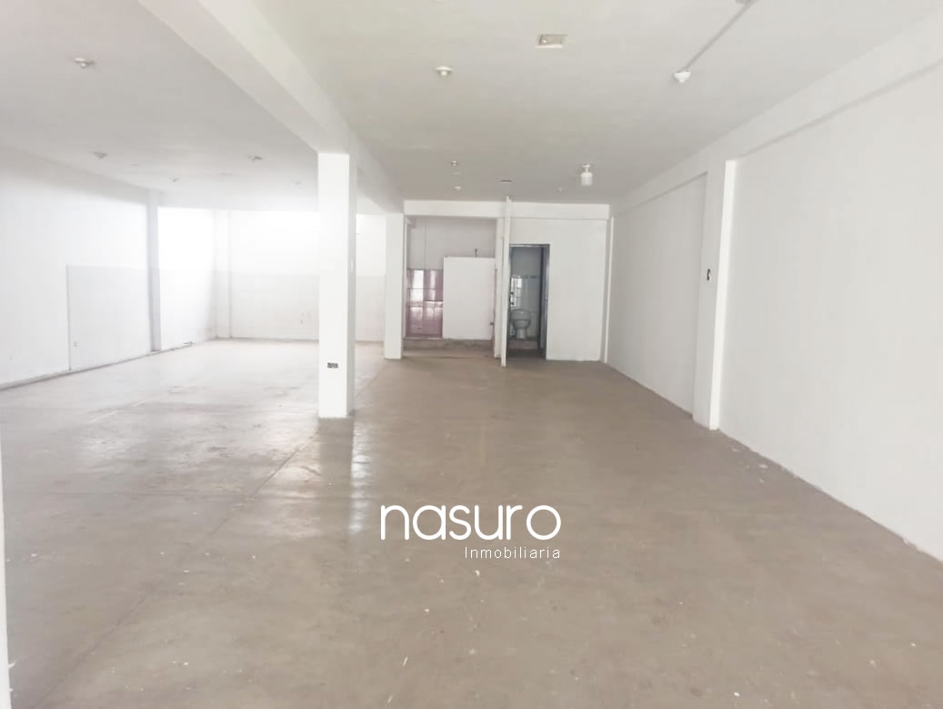 Se alquila local comercial en el Parque Industrial Villa El Salvador